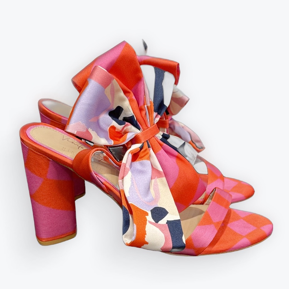 Gianni Bini Multicolor Patterned Heels - Picture 2 of 11